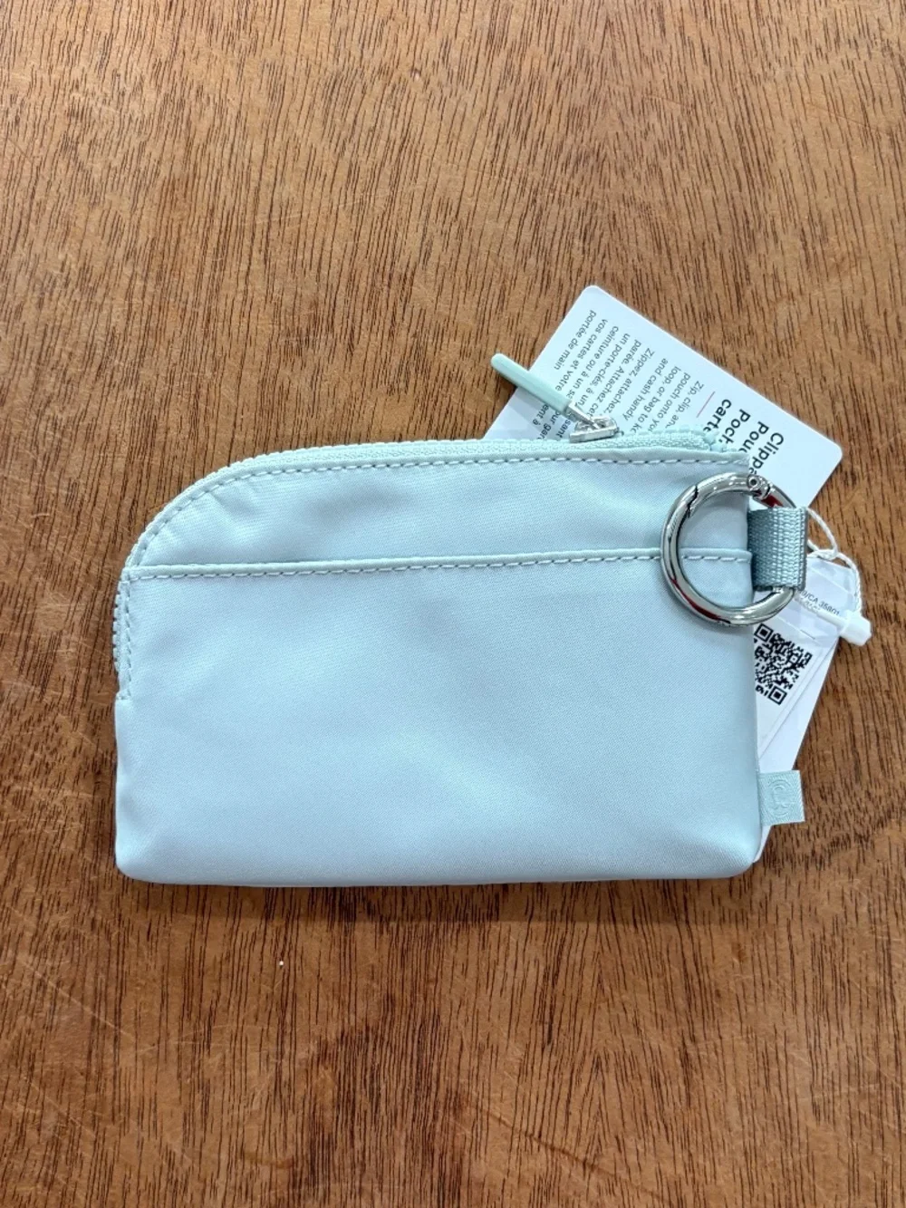 Lululemon clippable card pouch in pelican and Jade Green